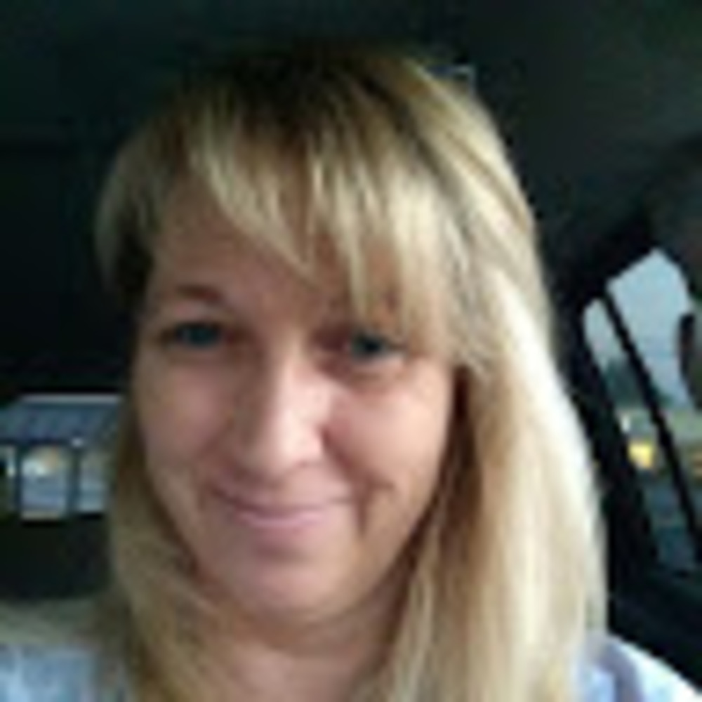 Meet your Posher, Laurie